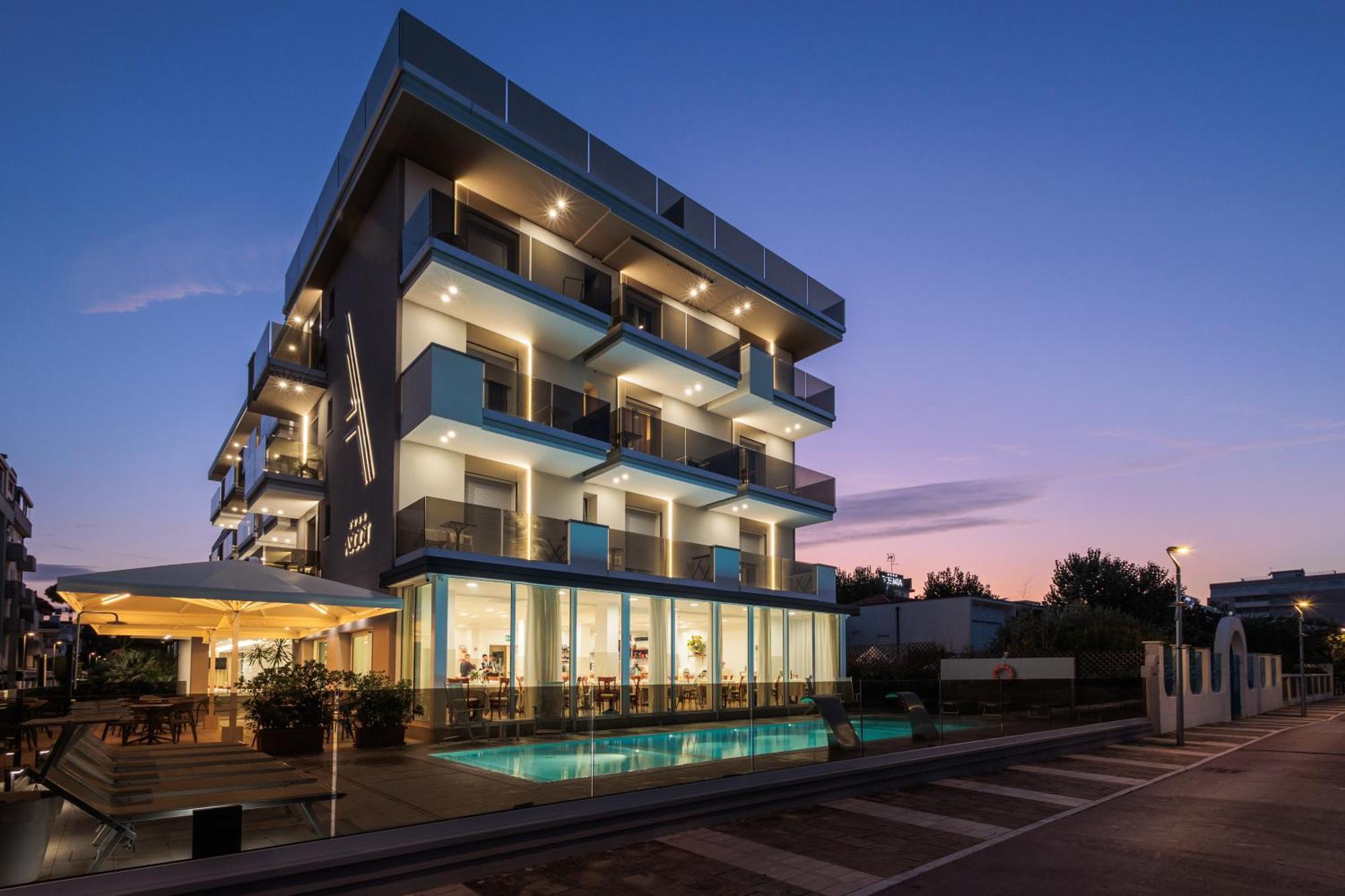 Hotel Ascot ריצ'יונה מראה חיצוני תמונה